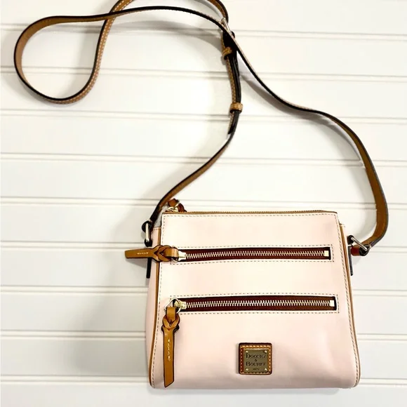 Dooney and bourke 2025 peyton